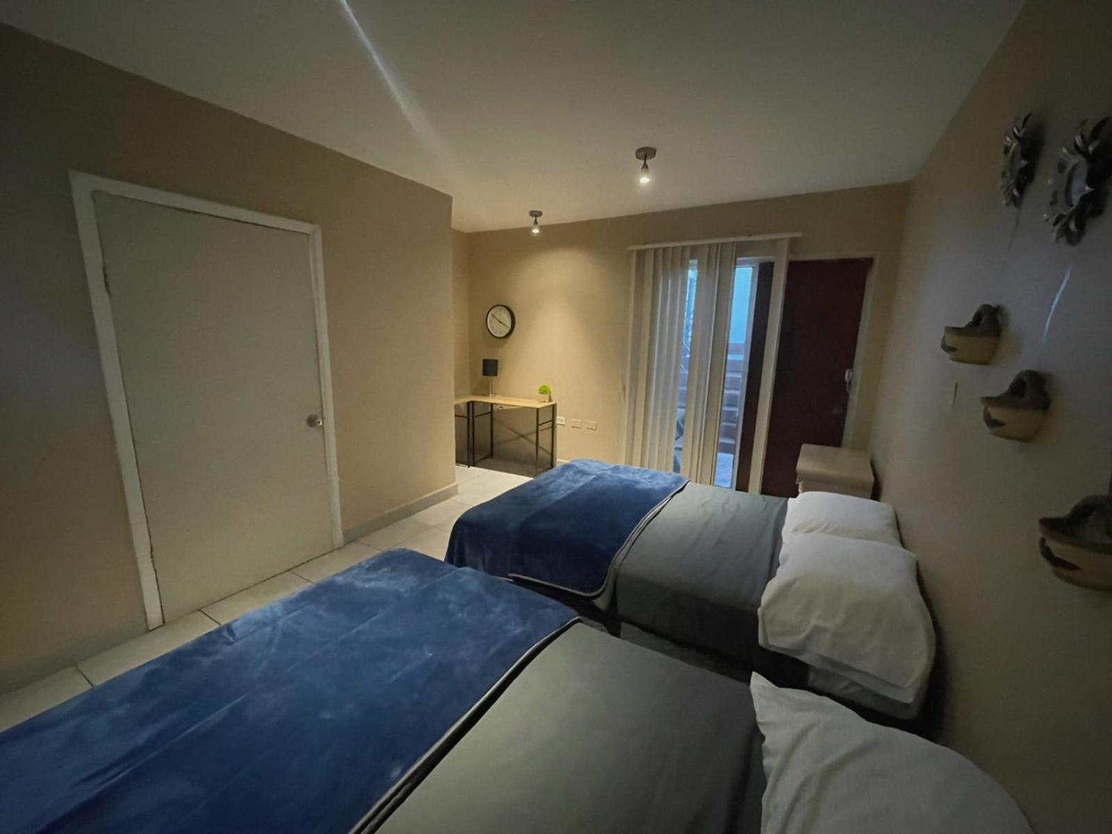 Spacious Rooftop House W/ King Bed Tijuana Esterno foto